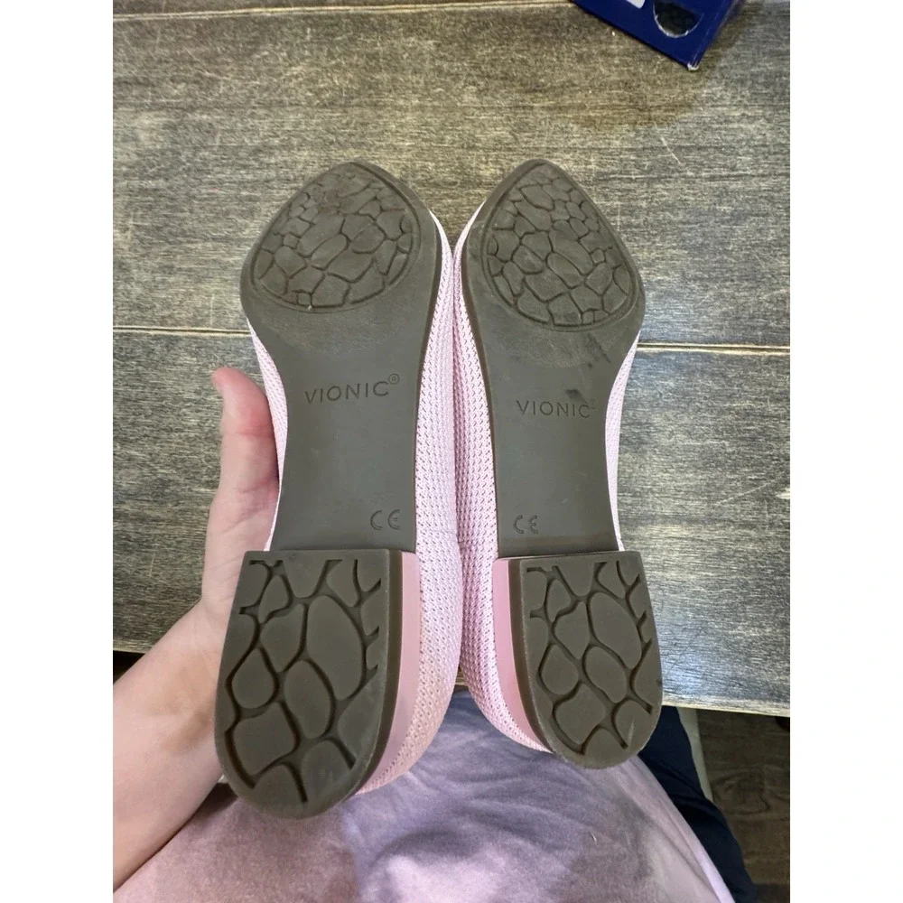 Vionic Pastel Pink Mesh Flat with Mint Trim - Picture 6 of 11